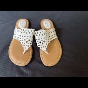 BOC White Vegan leather cutout sandals 8M